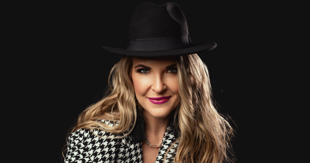 Elizma Theron terug met nuwe enkelsnit en dis ‘Bitter Lekker’
